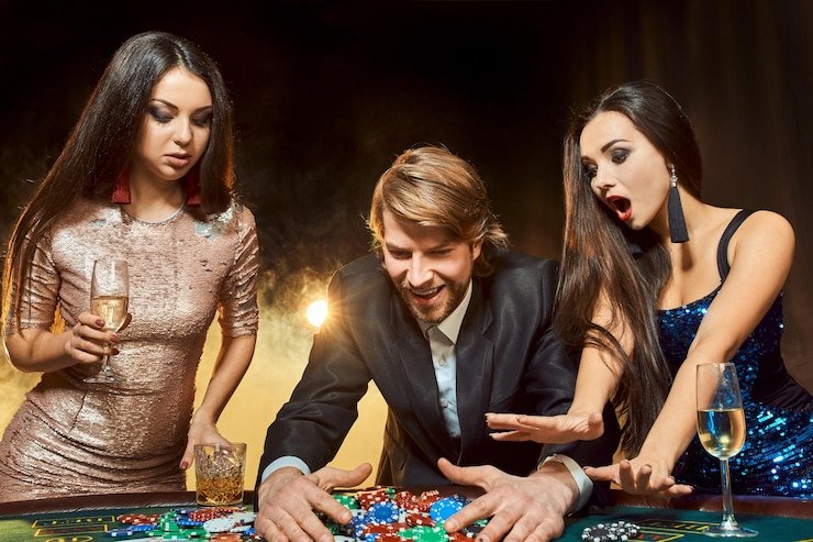 Meja Blackjack JILI dengan dealer profesional di topan slot